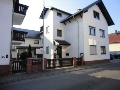 gehobenausgestattete 2,5-Zimmer-Dachgeschosswohnung in Pfungstadt St. Eich