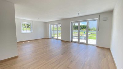 Neubauwohnung mit Garten und hervorragender Anbindung zur A94