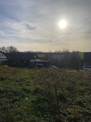 Traumhaftes Grundstück - Einfamilienhaus + Einliegerwohnung in Immenhausen - Bestpreisgarantie bei B