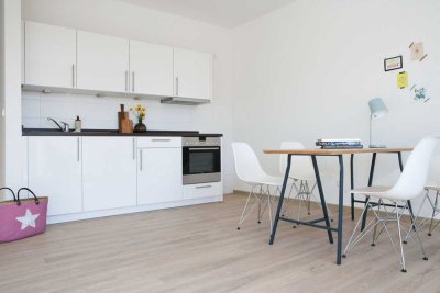 STADER HÖFE ✿ Hell, freundlich, ruhig und zentral ✿ Schöne 2 Zimmer Wohnung zu vermieten