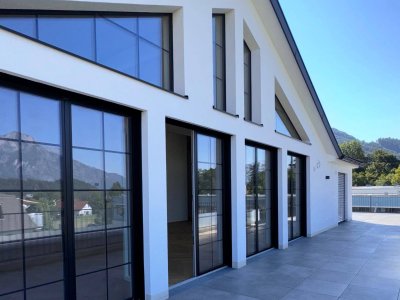 Modernes 4-Zi Penthouse mit Panoramablick - Wohnen über den Dächern von Glasenbach