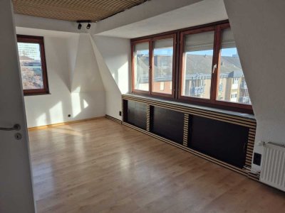 Mitten in Mannheim! 2erWG geeignet!