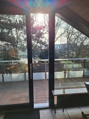 Hüls: Charmante  möblierte 2-Zimmer-Wohnung mit Balkon im 2. OG