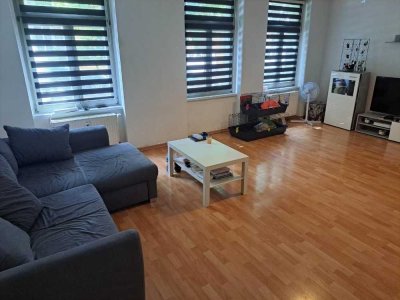 1,5-Zimmer Wohnung im EG mit EBK