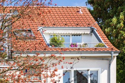 Dorstfeld: Exklusive Dachgeschosswohnung mit großer, sonniger Loggia!