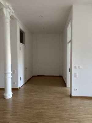 Behindertengerechte, helle barrierefreie 2-Zimmerwohnung,  mit Gartenanteil undTerrasse in Landau
