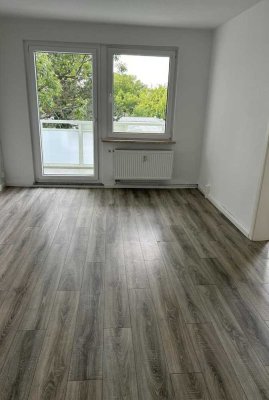 Balkon mit Zweiraumwohnung!