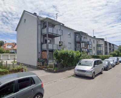 CityHome | Helle 3-Zimmer-Wohnung in Augsburg-Göggingen mit Balkon und Stellplatz