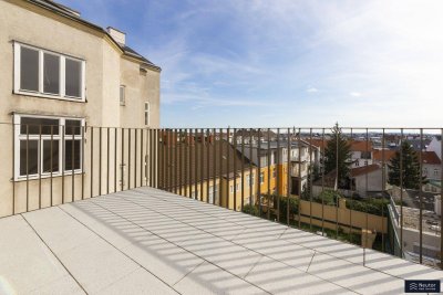 LICHTDURCHFLUTETE DACHGESCHOSSWOHNUNG - TERRASSE MIT TRAUMHAFTEM BLICK ÜBER WIEN - IN BESTER LAGE DES 17. BEZIRKS
