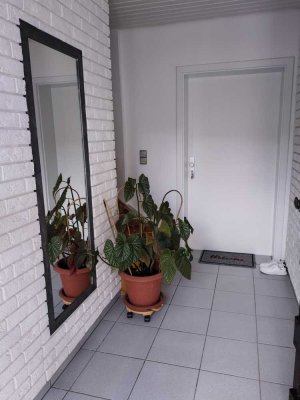 800 € - 96 m² - 4.0 Zi.