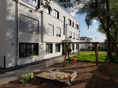 neuwertige 4-Zi.-Gartenwohnung | barrierefrei | 2 Bäder | Klima | 2 Stellpl.