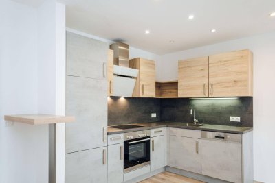 AB 01. DEZEMBER FREI I BADEWANNE I MODERNE KÜCHE I TOP-SANIERT I LETZTER STOCK I HAUSTIERE WILLKOMMEN I NÄHE HAUPTPLATZ I PROJEKT WOHNEN I