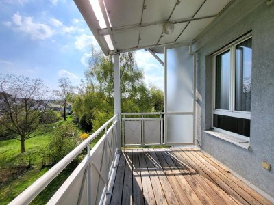 Vier-Raum-Wohnung mit Balkon zum Wohlfühlen in bester Lage!