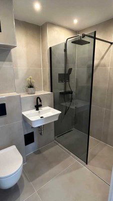 Helle renovierte 2-Zimmer-Wohnung in Köln-Bayenthal