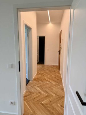 LUXUS Sanierte – 2,5 Zimmer Wohnung in Schloßchemnitz!