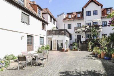 Charmante Altbau-Maisonette im Fachwerkensemble – Kapitalanlage mit Entwicklungspotenzial