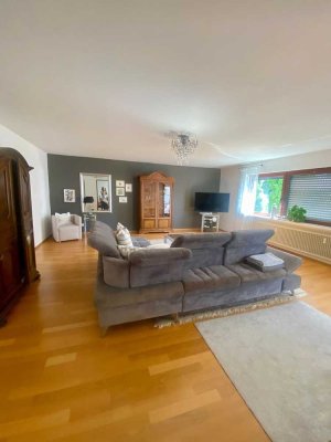 Großzügige 3-Zimmer-Wohnung mit gehobener Innenausstattung mit Einbauküche in Malsch-Völkersbach