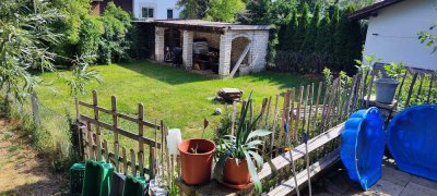 Attraktives Mehrfamilienhaus mit 240 m² Wohnfläche & großem Grundstück in Fuchstal