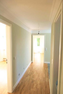 *V Privat* 2 Zimmer Wohnung - Modern Kersaniert - Fernwärme - ab sofort verfügbar