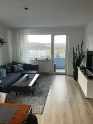 Freundliche 3-Zimmer-Wohnung mit Balkon und EBK in Bielefeld