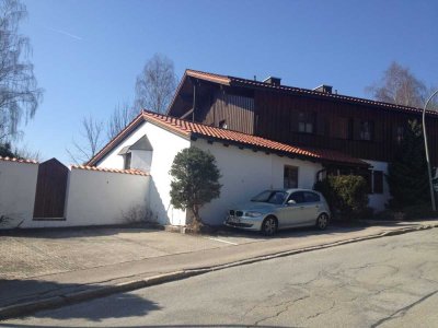 Charmantes Apartment mit Terrasse und Stellplatz