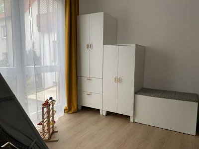 Teilmöblierte 5-Zimmer-Wohnung mit Einbauküche in Kassel