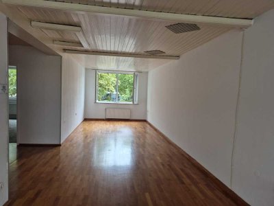 Schöne 3-Zimmer-Wohnung mit Balkon und Einbauküche in Münster