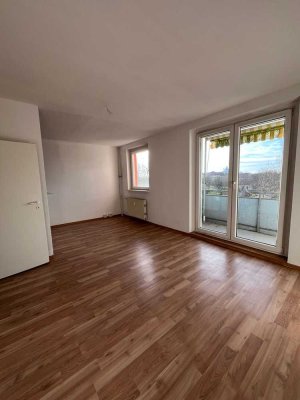 Helle 3-RW -  ideal für Pärchen, Familie oder WG – Aufzug – Balkon – PKW-Stellplatz
