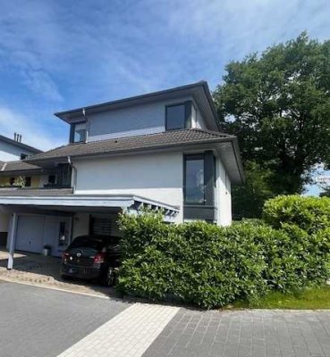 Mehrfamilienhaus mit 3 Wohneinheiten in beliebter Lage