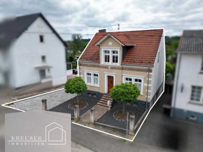 Hochwertiges Einfamilienhaus auf großem Grundstück – Wohnen mit Stil und Komfort