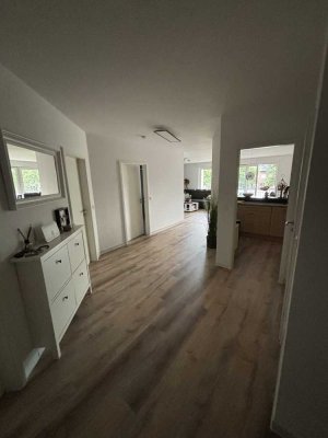 Schöne 3-Zimmer-Wohnung mit gehobener Innenausstattung mit Einbauküche in Wachtendonk