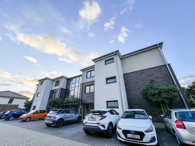 Altersgerechte Etagenwohnung mit Balkon und Einbauküche in attraktiver Lage von Sandkrug