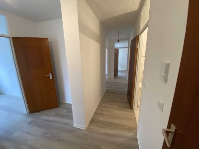 Ihr neues Zuhause: großzügige 4-Zimmer-Wohnung mit Balkon
