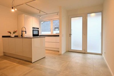 Modernes Reihenhaus in Ratingen, liebevoll saniert und ausgestattet, 5 Zimmer, Einbauküche, Garten