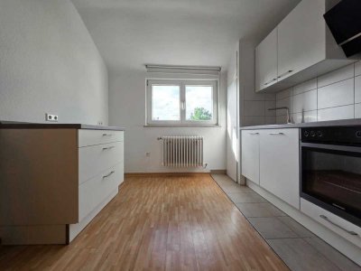 KL - Nähe Volkspark, 3 ZKB, Tageslichtbad, neue EBK