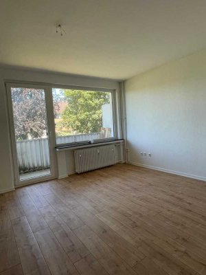 Klein aber fein. 1- Zimmerwohnung mit Balkon und Einbauküche.