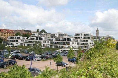 Großzügige Terrassenwohnung an der Elbe!