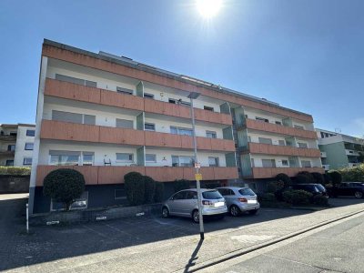 Top renoviertes Appartement mit Balkon und herrlichem Fernblick