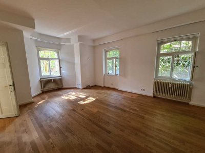 Zweier-WG mit Aufenthalts-/Esszimmer, Einbauküche, Bad in denkmalgeschütztem Altbau Parkstrasse