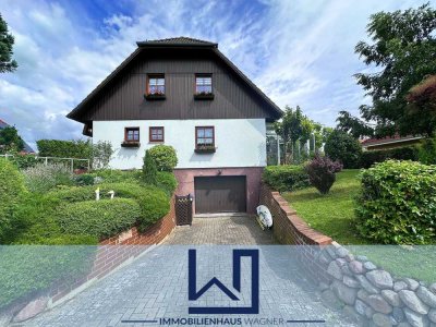 Vollunterkellertes Einfamilienhaus mit innenliegender Garage in sehr ruhiger und guter Wohnlage