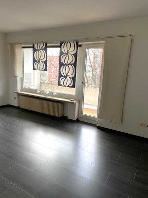 3-Zi-Wohnung im 3.OG mit Balkon und Garage in Langenhagen