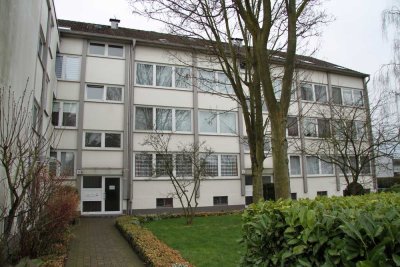 Rheinberg-Vierbaum: Großzügige Eigentumswohnung in der Nähe des Lohheider Sees!