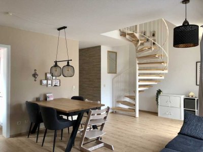Exklusive Maisonette Wohnung mit Dachterrasse und Panoramablick auf die Burgruine Hohenurach