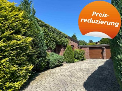 Stilvoller Bungalow in Hohenhameln: Ruhige Lage, Keller, Doppelgarage, zwei Kamine und Außenpool!