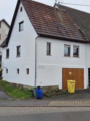 Charmantes Reihenhaus mit Garage in Rudersberg