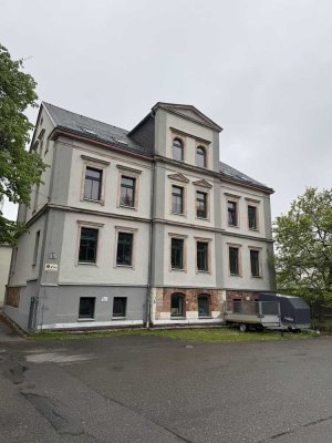 ***Großzügige 5-Raumwohnung mit Gäste-WC und großem Keller***