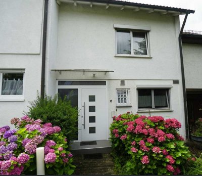 *** Top-schickes Reihenmittelhaus mit Naturfeeling im Gmünder Westen ***