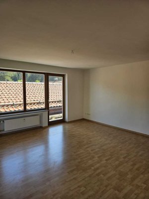 1250 € - 115 m² - 3.5 Zi.