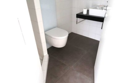 *** Rosbach- Hochwertiges, ruhiges 1 Zi.-Appartement mit Terrasse in Top Lage***
