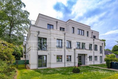 Hochwertige Erdgeschosswohnung mit Terrasse und Garten